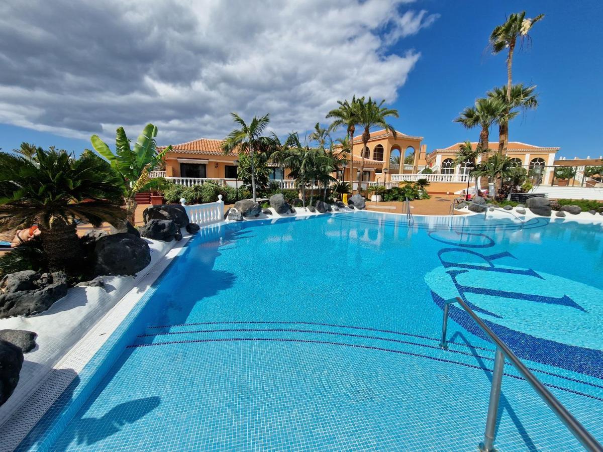 Exclusive Attic Las Vistas 3 With Breathtaking Sea View, Only 100 M To The Sea, Heated Pool, Aircon, Wifi Arona  Extérieur photo