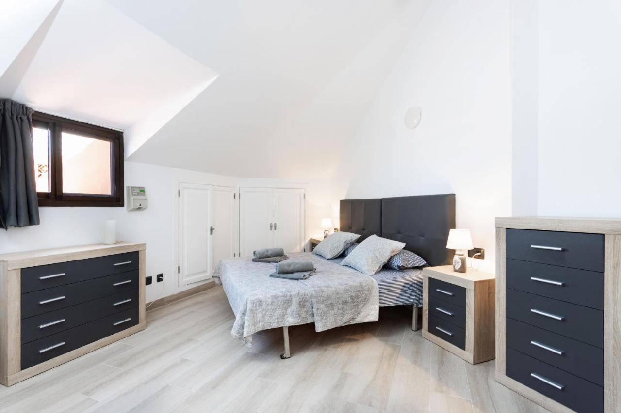 Exclusive Attic Las Vistas 3 With Breathtaking Sea View, Only 100 M To The Sea, Heated Pool, Aircon, Wifi Arona  Extérieur photo